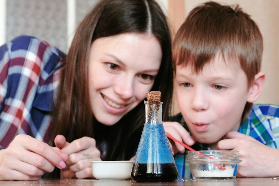 16-fun-science-experiments-for-kids-to-do-at-home-littleguide-detroit