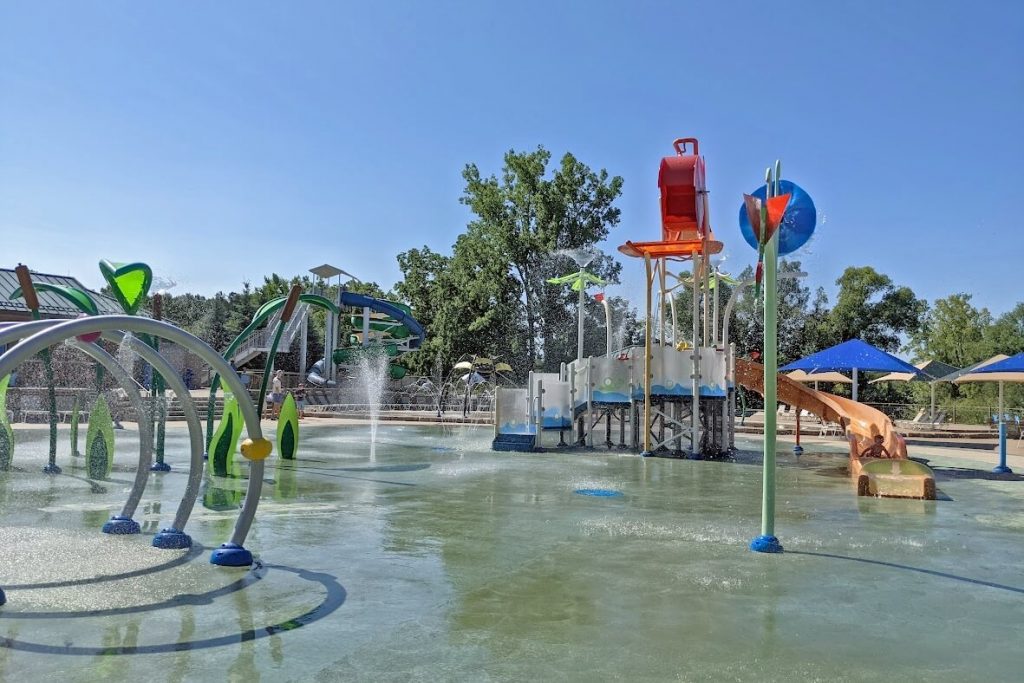 Plan Your Trip To Blue Heron Bay Splash Park – LittleGuide Detroit