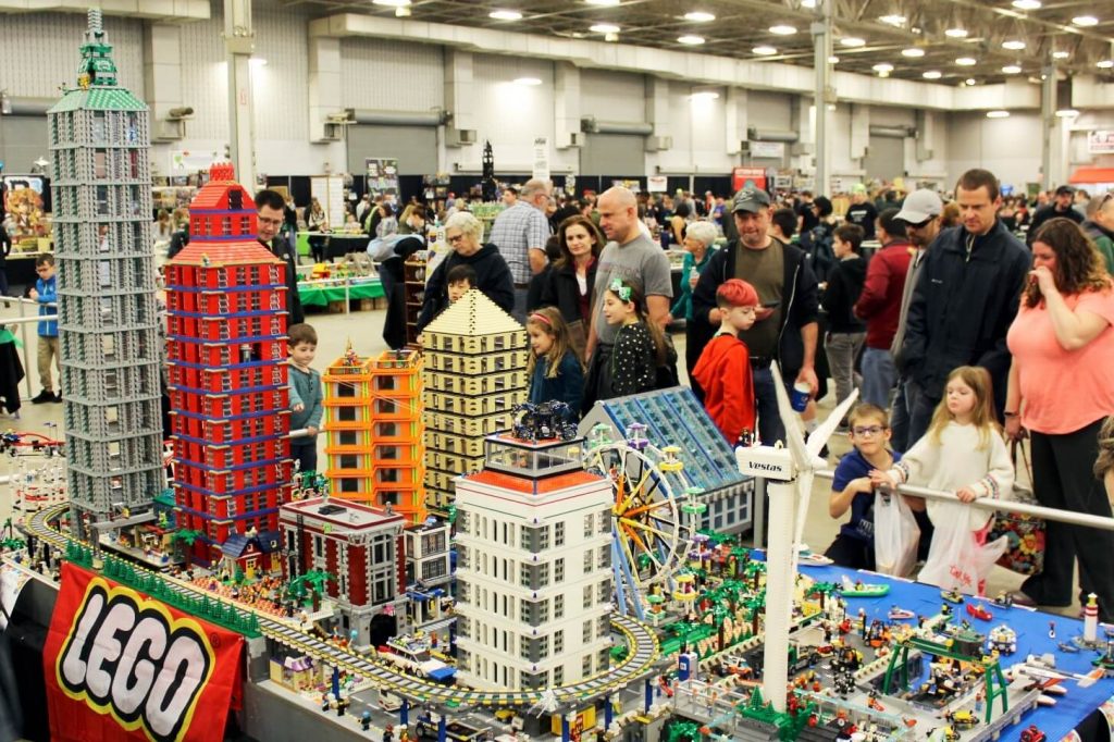 Salme Grand svært 5 Places To Take LEGO® Loving Kids In Metro Detroit – LittleGuide Detroit