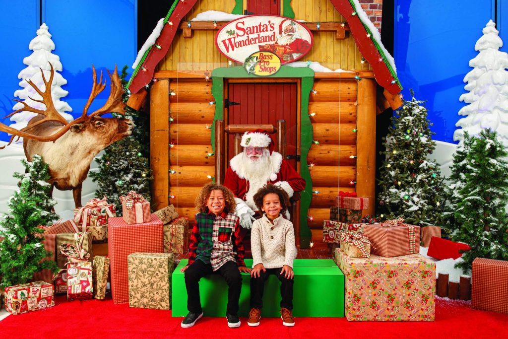 7 Spots to Snap a Photo with Santa - Hour Detroit Magazine