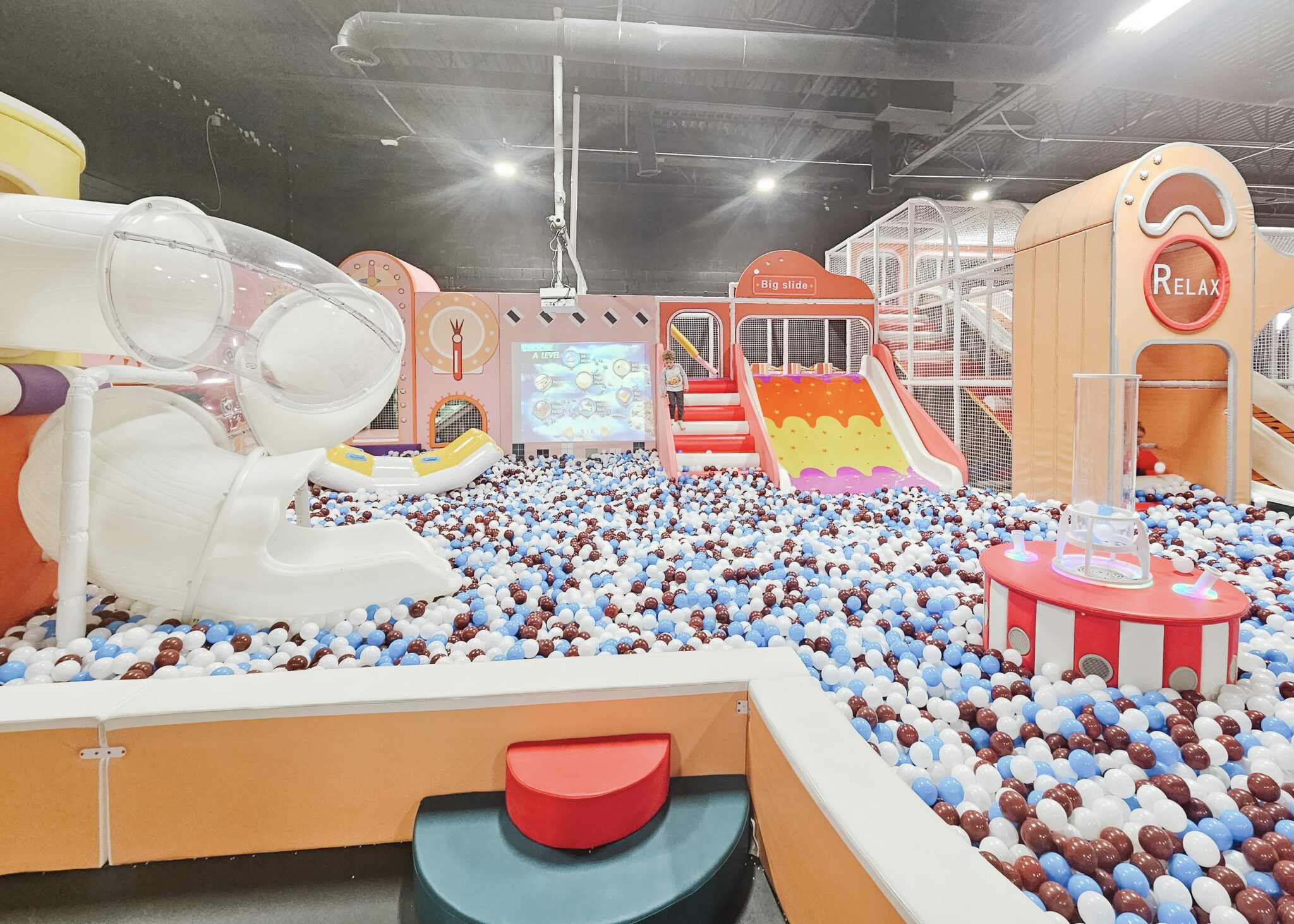Check out T & B Play In Clawson - LittleGuide Detroit