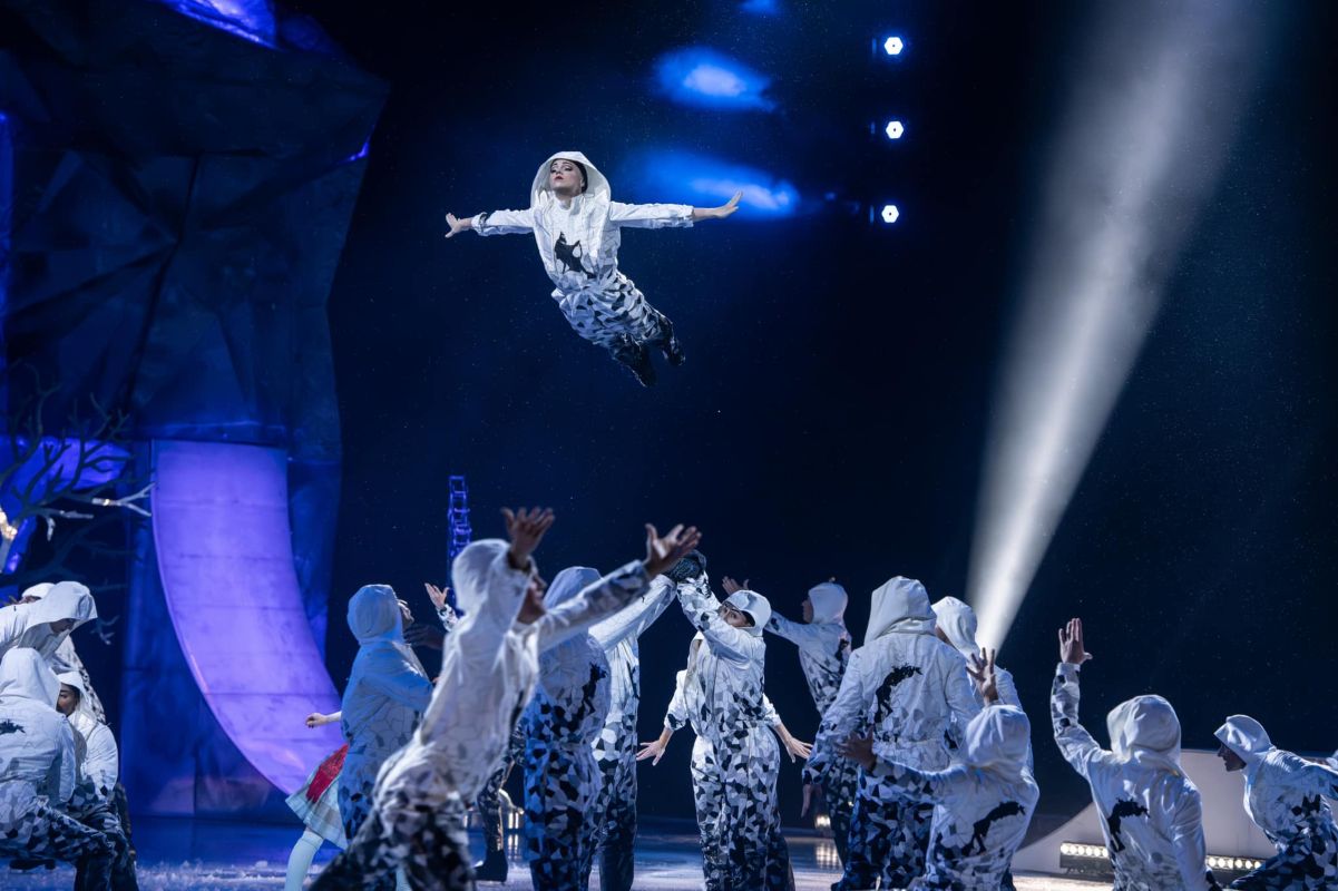 Cirque du Soleil CRYSTAL – LittleGuide Detroit