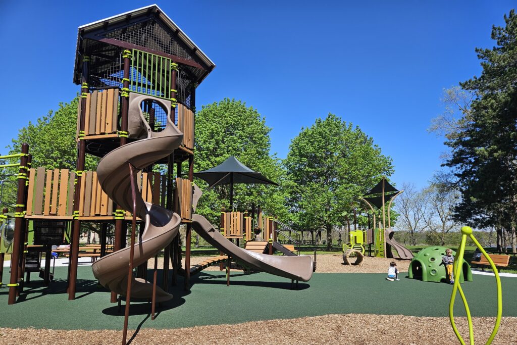 Epic Playgrounds in the Detroit Metropolitan Area – LittleGuide Detroit