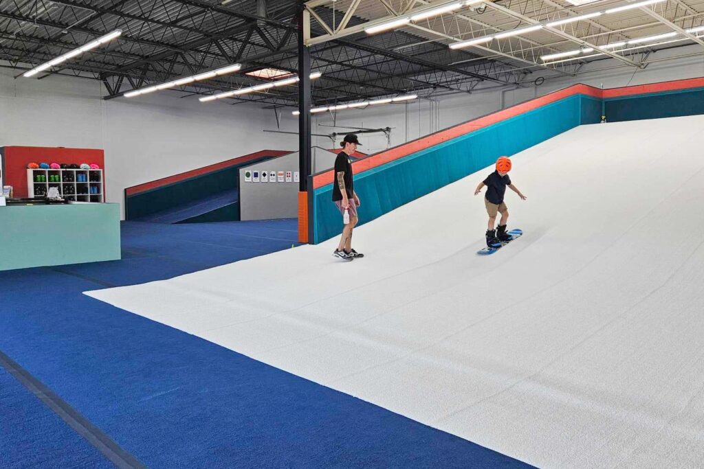 Shredder Livonia offers indoor ski and snowboard lessons, camps and birthday parties – LittleGuide Detroit