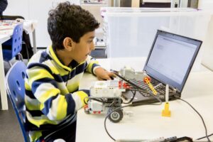 Robotics + Coding Classes For Kids In Metro Detroit - LittleGuide Detroit