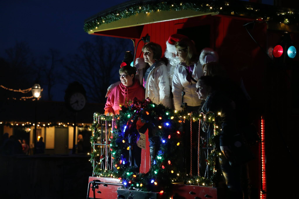 Christmas Holiday Magic - LittleGuide Detroit